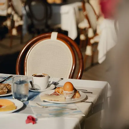 Отель Del Golfo