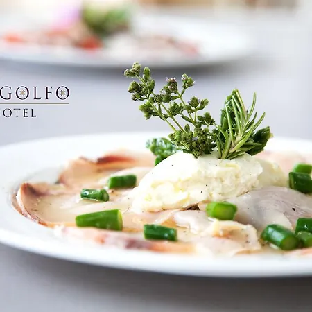 Del Golfo Hotel 4*