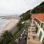 Del Golfo 4* Finale Ligure