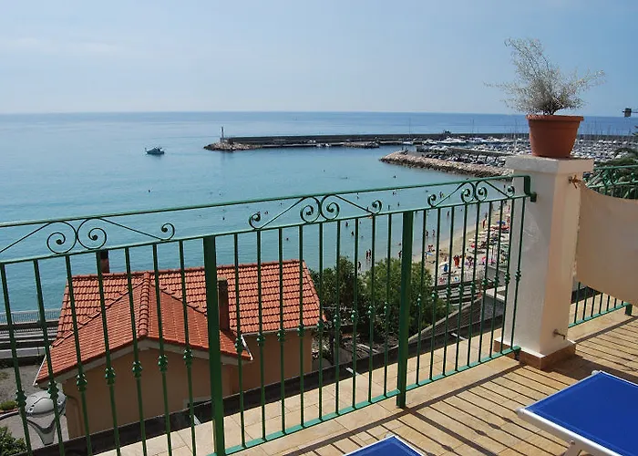 Del Golfo Finale Ligure