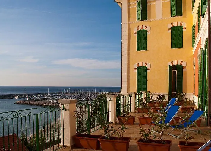 Del Golfo 4* Finale Ligure